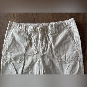 EDDIE BAUER WOMEN’S‎ WIDE LEG COMFORT DRAW STRING CAPRIS PANTS. FLORAL. SIZE 16